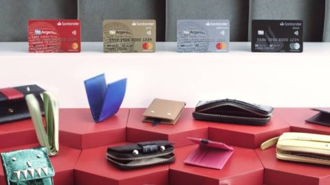 "Billeteras", la campaña de Ogilvy Argentina para Santander