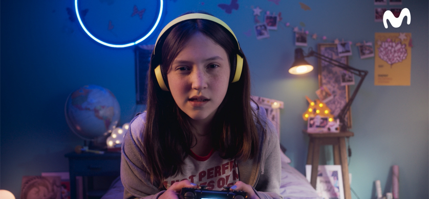"Colgados", la nueva campaña de Movistar Fibra