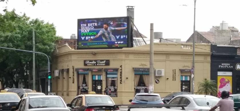 VMEDIOS: Circuito de Pantallas LED para lo nuevo de YPF