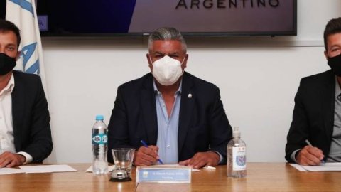 Acuerdo de TCL con AFA para sponsorear la Liga Profesional de Fútbol