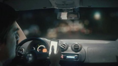 Luchemos por la Vida lanzó la nueva campaña de concientización: ''El celular al volante mata''
