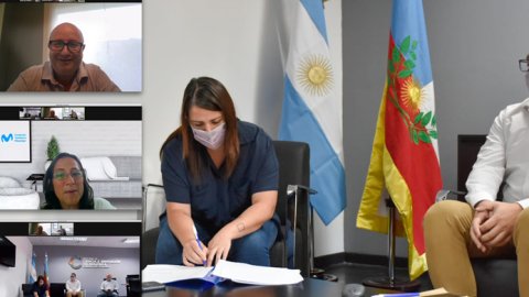 Fundación Telefónica Movistar firma un acuerdo de colaboración con Catamarca
