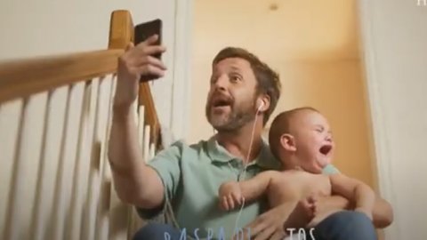 “80años”, el nuevo comercial de Hipoglós