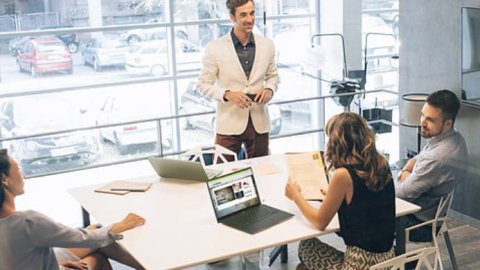 Homeoffice, in-office y coworking: las generaciones Z e Y de la post pandemia