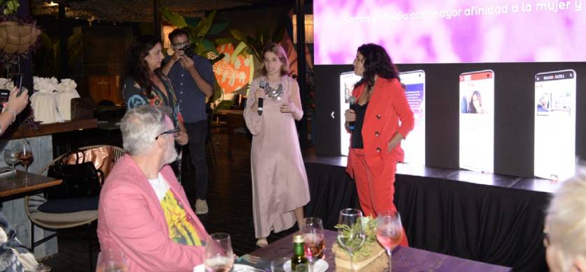 En un evento frente al río, Grupo Atlántida presentó Para Ti Fashion Talks