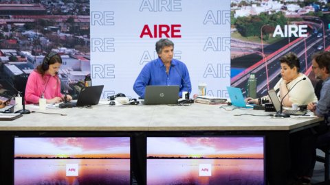 AIRE desde el teatro, un ejemplo del futuro de los medios en Santa Fe