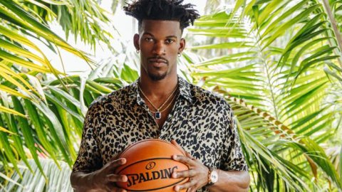 TAG Heuer sumó a la estrella del básquet Jimmy Butler como nuevo embajador de marca