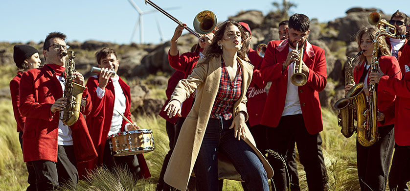 Budweiser realizó un concierto para celebrar la elaboración de su cerveza con energía renovable