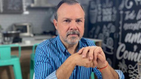 Gustavo Sylvestre estrena "La cocina del gato" por C5N
