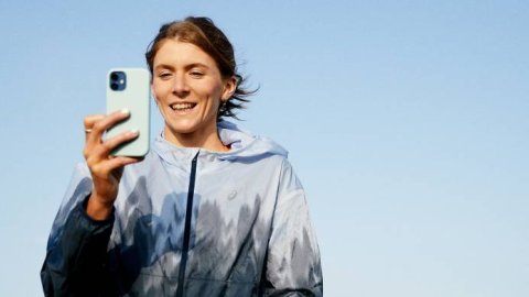 Asics quiere estimular un millón de mentes a través del deporte
