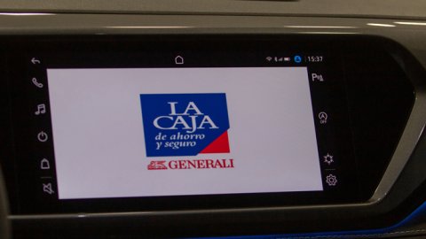 La Caja se unió a Volkswagen para facilitar la contratación de seguros