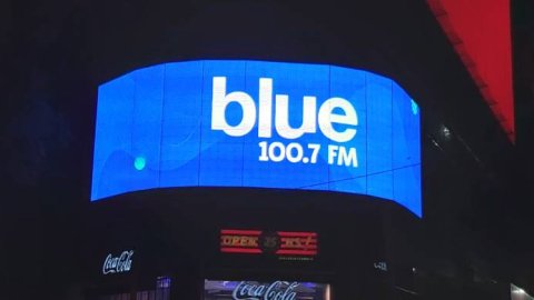 Blue 100.7 presentó su nueva campaña de branding