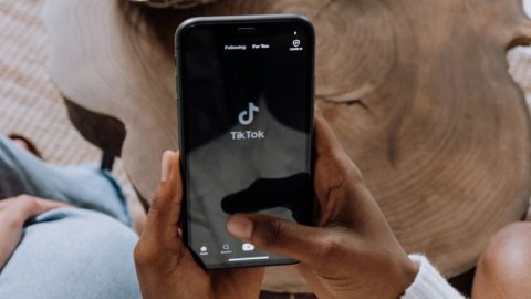 Estrategias, desafíos, logros y aprendizajes de cuatro medios argentinos que usan TikTok