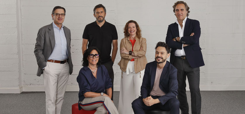 LLYC adquiere la agencia de publicidad CHINA