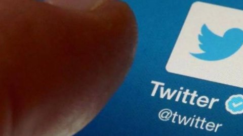 Twitter se asocia con AP y Reuters para combatir la información errónea
