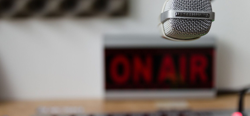 La radio cumplió 101 años: cómo analizar su audiencia