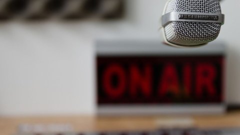 La radio cumplió 101 años: cómo analizar su audiencia
