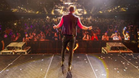 Movistar Arena reabrió sus puertas con el show de Axel