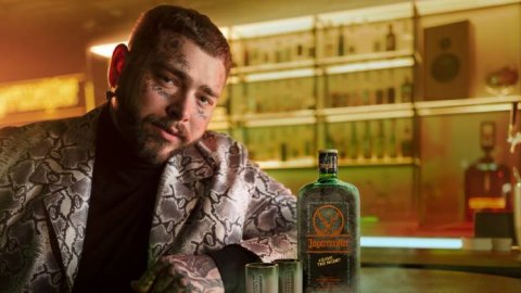 “Night lights”, la campaña global de Jägermeister junto a Post Malone