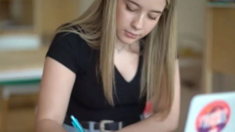 Conectadas: el 89% de las chicas reconoce un vínculo positivo con la ciencia y tecnología