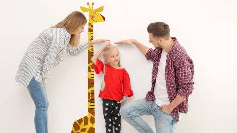 Sandoz presenta Jirafa App, una nueva aplicación que ayuda a los padres