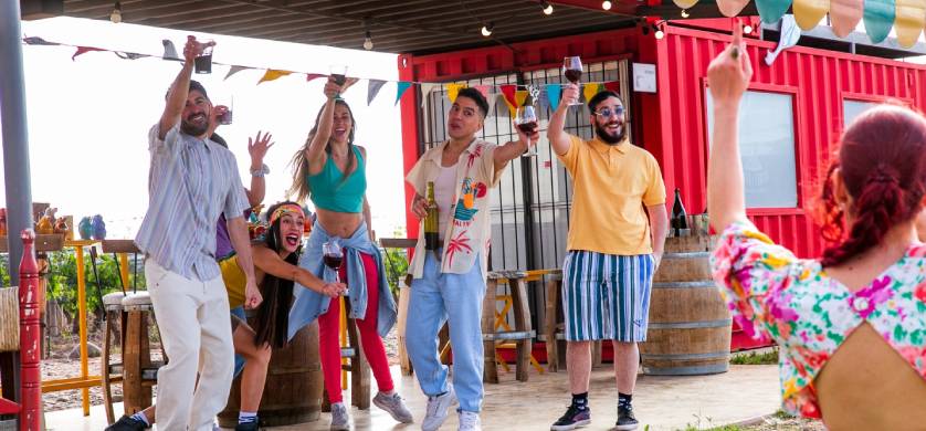 "Uva Uva", el crossover entre Soy Rada y Gauchito Club por el día de la Bebida Nacional