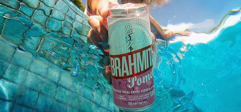 Mamá Húngara y Grey Argentina presentan la nueva Brahma Pomelo