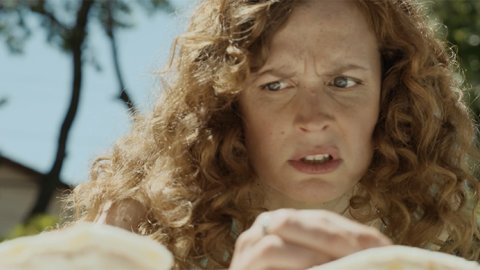 “Va como piña”, lo nuevo de VMLY&R para el lanzamiento de Levité Ananá