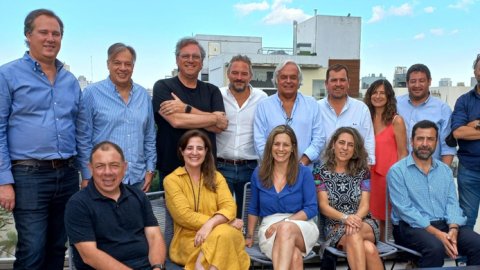 La Comisión Directiva de la CAAM se reunió para proyectar 2022