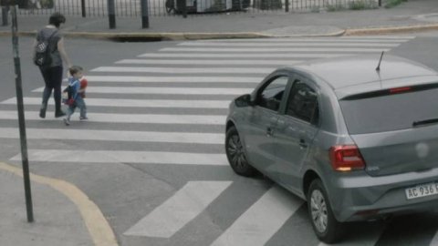 "Dale al peatón su prioridad", la campaña que relanzó Luchemos por la Vida