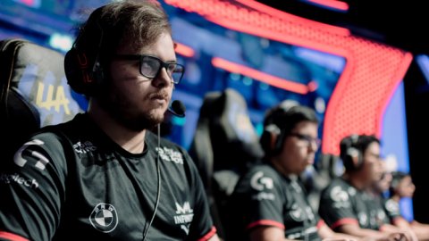Budweiser continúa su apuesta por el gaming y esports