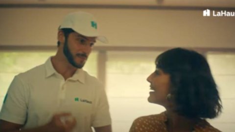 La Haus junto a David España lanzaron la campaña "Hoy se compra casa nueva en La Haus"