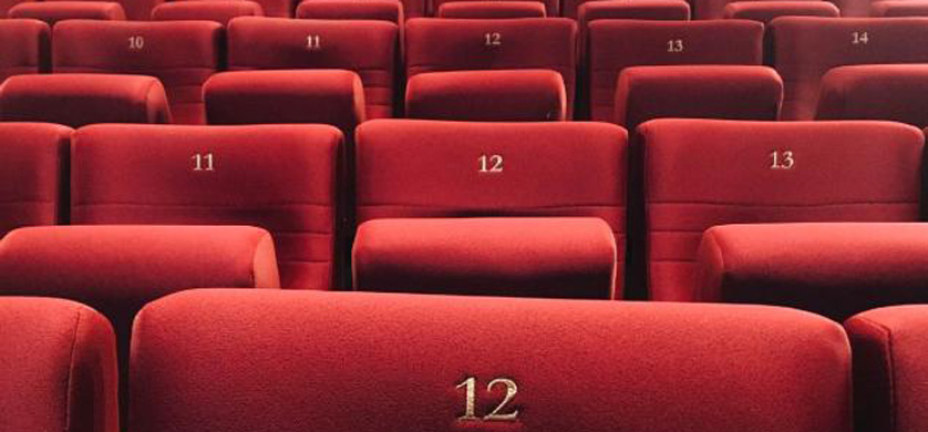 WARC: la inversión publicitaria en Exterior y Cine alcanzará los us$44.400 millones en 2022