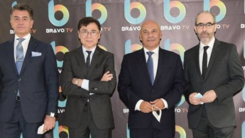 Grupo Perfil y Grupo Crónica lanzaron Bravo TV