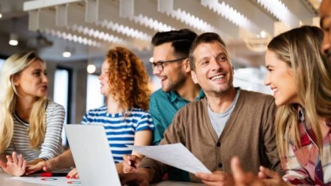 Santander concede 388.000 becas en tres años a estudiantes, profesionales y emprendedores