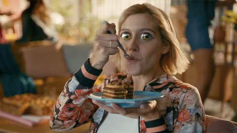 “Me encantan tanto”, el nuevo comercial de VMLY&R para Chocolinas