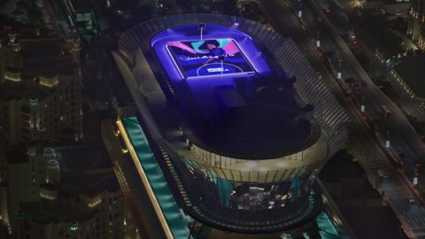 adidas construye una cancha de 232 metros por encima de Dubái