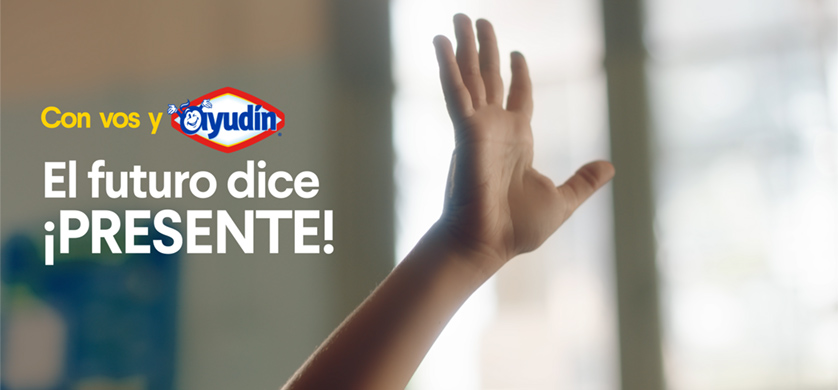 Room23 dice "Presente" en la nueva campaña para Ayudín y Clorox