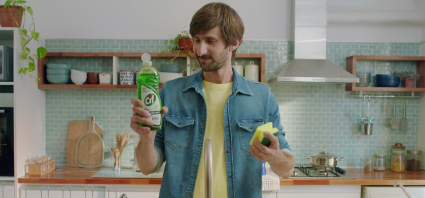 “Toc”, la nueva campaña de BB Agencia para Cif Bioactive