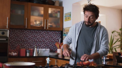 "Telemedicina", la nueva campaña de La América para Claro Chile