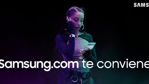 Samsung realizó una campaña para su E-store junto a María Becerra