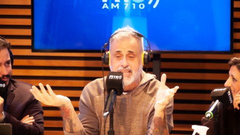 Radio 10 celebró el día de la patria desde la cúpula del CCK