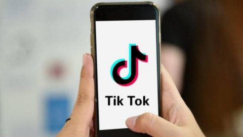 TikTok permitirá que creadores cobren suscripciones mensuales