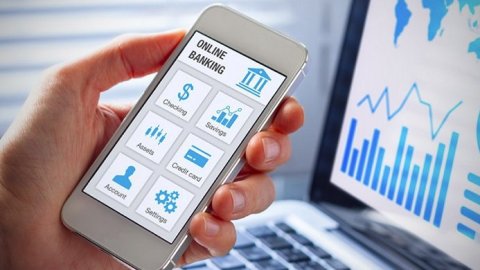 Banca digital: cada vez más latinos administran sus finanzas con plataformas