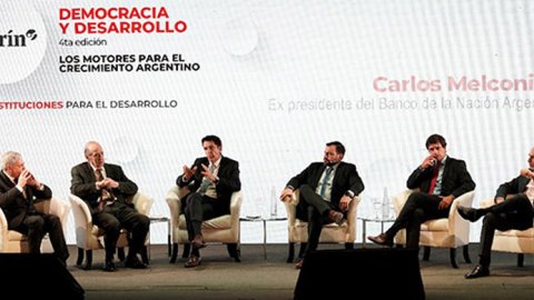Economía del conocimiento, nuevo encuentro de Democracia y Desarrollo