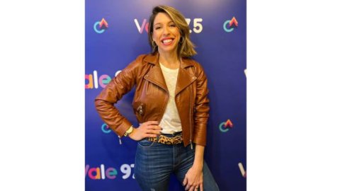 Florencia Bertotti se suma a Vale 97.5 con “Días y flores”
