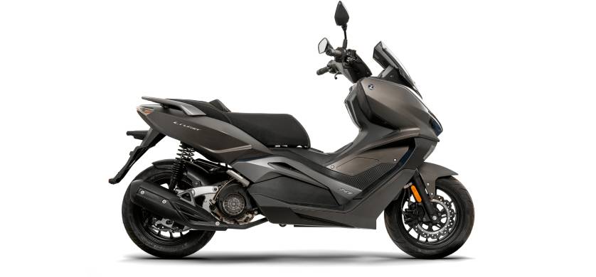 Zanella lanza al mercado el primer scooter executive sport de origen nacional