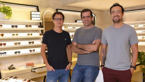 Lentesplus adquiere LIVO para fortalecer su estrategia omnicanal