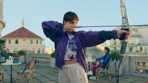 “Estoy”, la nueva campaña de VMLY&R para YOY