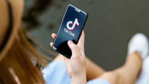 Adjust: Tasas de autorización de usuarios de aplicaciones alcanzan el 50% en 2022